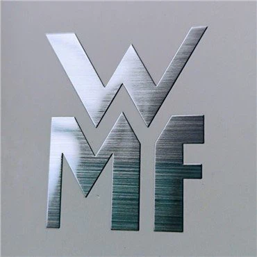 Ščetkana kovinska nalepka z logotipom niklja